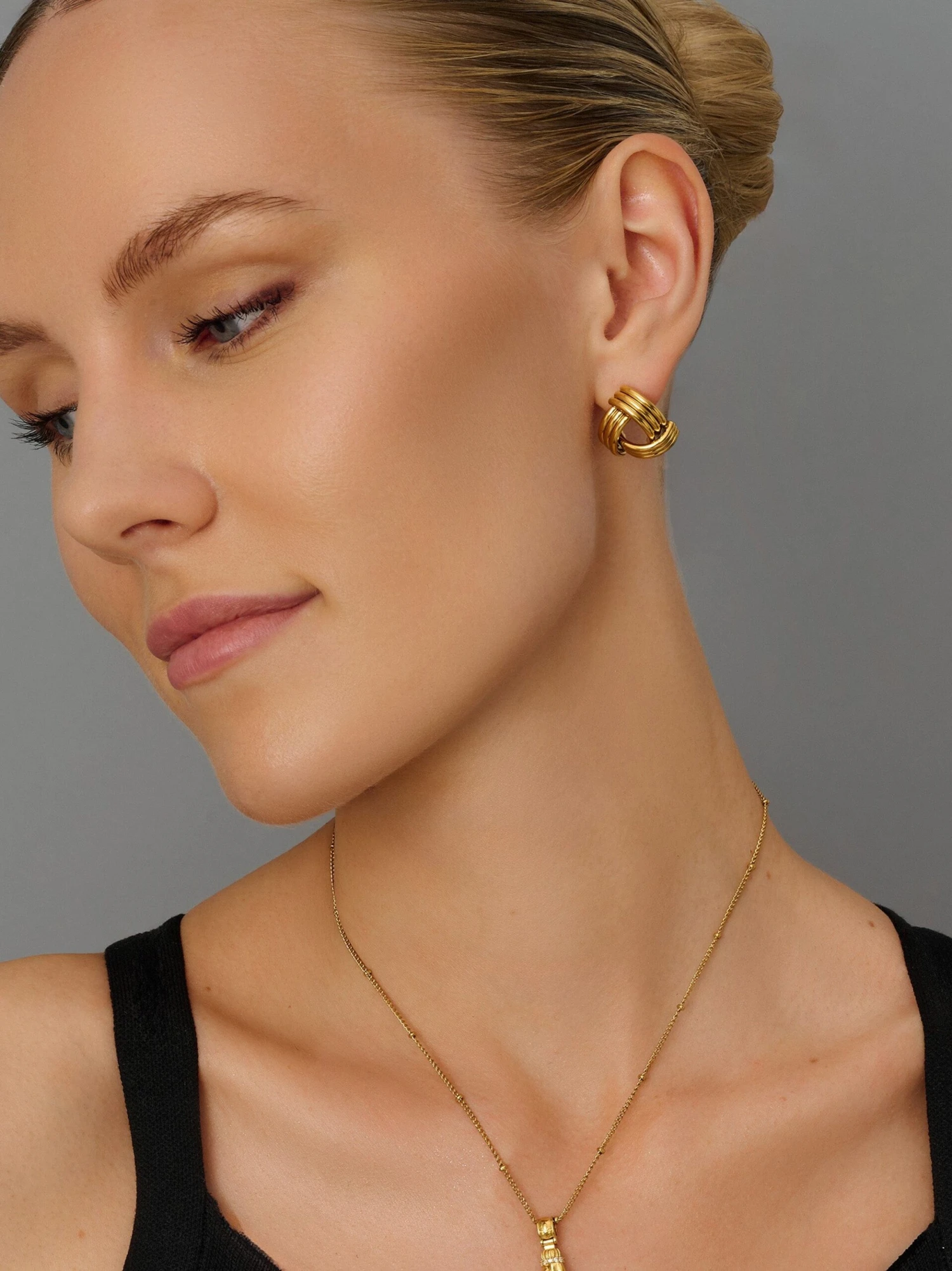 Nialaya Knot Earrings In Gold 2 Nialaya Knot Earrings In Gold - Image 2