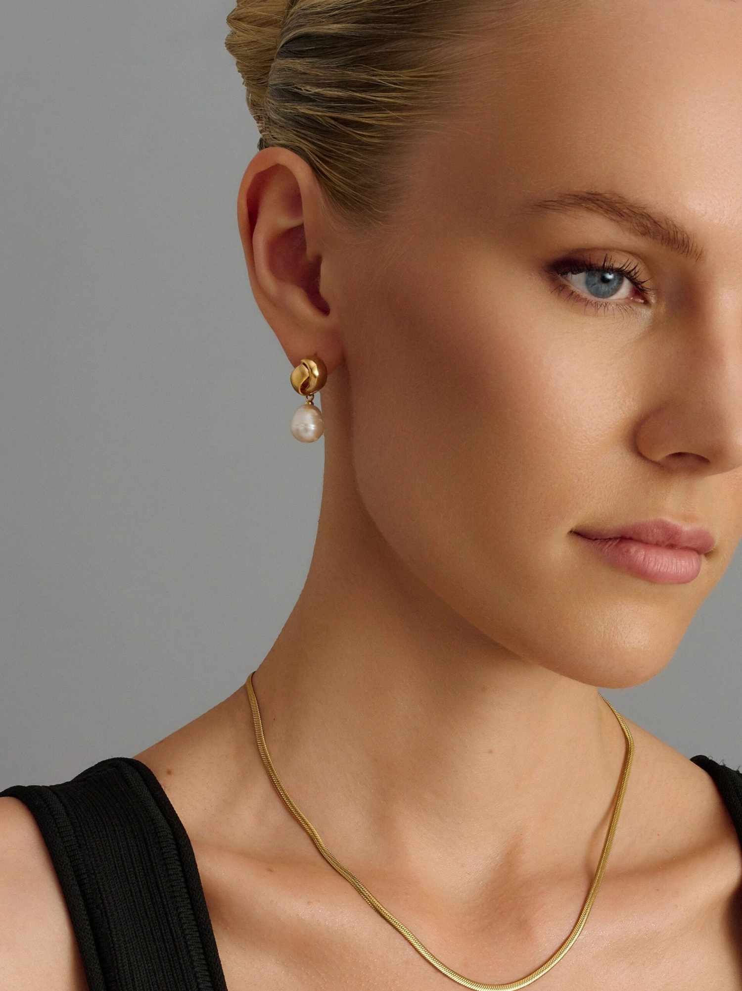 Nialaya Pearl Drop Earrings In Gold 4 Nialaya Pearl Drop Earrings In Gold - Image 4